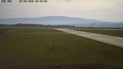 Pojezdová dráha, Runway