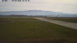 Pojezdová dráha, Runway