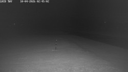 Pojezdová dráha, Runway