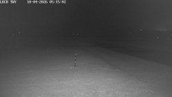 Pojezdová dráha, Runway