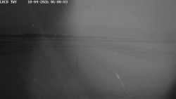 Pojezdová dráha, Runway