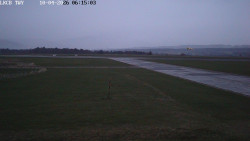 Pojezdová dráha, Runway