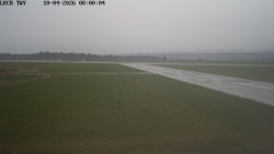 Pojezdová dráha, Runway