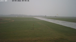 Pojezdová dráha, Runway