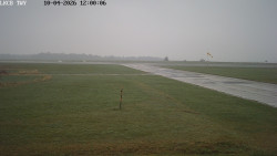 Pojezdová dráha, Runway