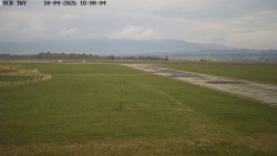 Pojezdová dráha, Runway