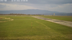 Pojezdová dráha, Runway