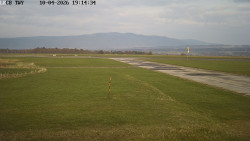 Pojezdová dráha, Runway