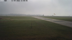 Pojezdová dráha, Runway