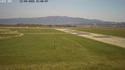 Pojezdová dráha, Runway