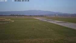 Pojezdová dráha, Runway