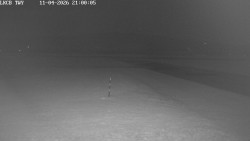 Pojezdová dráha, Runway