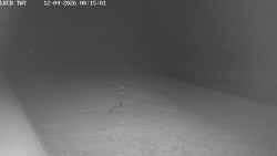 Pojezdová dráha, Runway