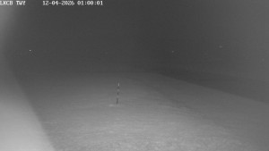 Letiště Cheb - Pojezdová dráha, Runway - 12.4.2026 v 01:00 Letiště Cheb - Pojezdová dráha, Runway - 12.4.2026 v 01:00