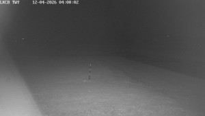 Letiště Cheb - Pojezdová dráha, Runway - 12.4.2026 v 04:00 Letiště Cheb - Pojezdová dráha, Runway - 12.4.2026 v 04:00
