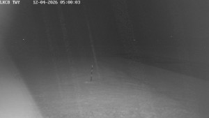 Letiště Cheb - Pojezdová dráha, Runway - 12.4.2026 v 05:00 Letiště Cheb - Pojezdová dráha, Runway - 12.4.2026 v 05:00