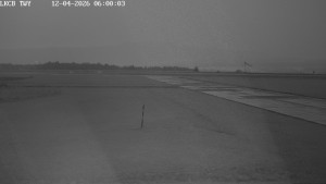 Letiště Cheb - Pojezdová dráha, Runway - 12.4.2026 v 06:00 Letiště Cheb - Pojezdová dráha, Runway - 12.4.2026 v 06:00
