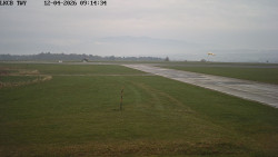 Pojezdová dráha, Runway