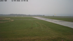 Pojezdová dráha, Runway