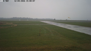 Letiště Cheb - Pojezdová dráha, Runway - 12.4.2026 v 15:00 Letiště Cheb - Pojezdová dráha, Runway - 12.4.2026 v 15:00