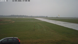 Letiště Cheb - Pojezdová dráha, Runway - 12.4.2026 v 17:00 Letiště Cheb - Pojezdová dráha, Runway - 12.4.2026 v 17:00