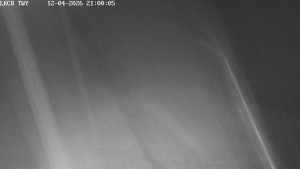 Letiště Cheb - Pojezdová dráha, Runway - 12.4.2026 v 21:00 Letiště Cheb - Pojezdová dráha, Runway - 12.4.2026 v 21:00