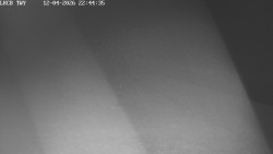 Pojezdová dráha, Runway