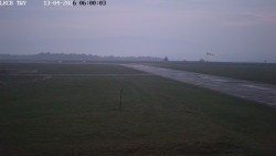 Pojezdová dráha, Runway