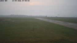 Pojezdová dráha, Runway