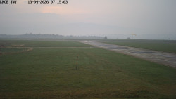 Pojezdová dráha, Runway