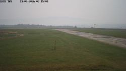 Pojezdová dráha, Runway