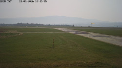 Pojezdová dráha, Runway