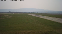 Pojezdová dráha, Runway