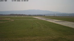 Pojezdová dráha, Runway