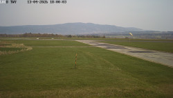 Pojezdová dráha, Runway