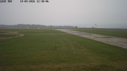 Pojezdová dráha, Runway