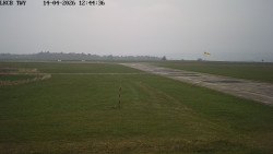 Pojezdová dráha, Runway