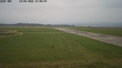 Pojezdová dráha, Runway