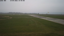 Pojezdová dráha, Runway