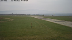 Pojezdová dráha, Runway