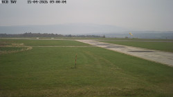 Pojezdová dráha, Runway