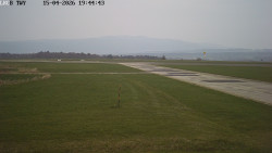 Pojezdová dráha, Runway