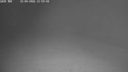 Pojezdová dráha, Runway