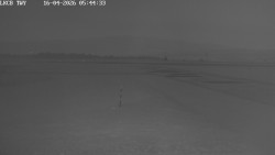 Pojezdová dráha, Runway