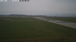 Pojezdová dráha, Runway