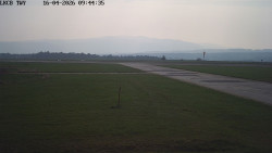 Pojezdová dráha, Runway