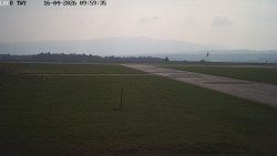 Pojezdová dráha, Runway