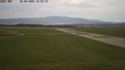 Pojezdová dráha, Runway