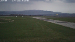 Pojezdová dráha, Runway