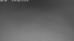 Pojezdová dráha, Runway